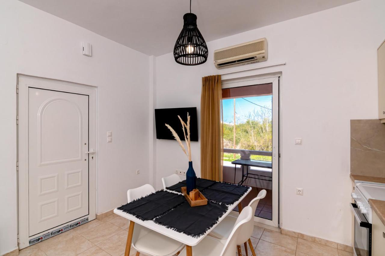 Bona'S Guest House Agia  Exterior foto