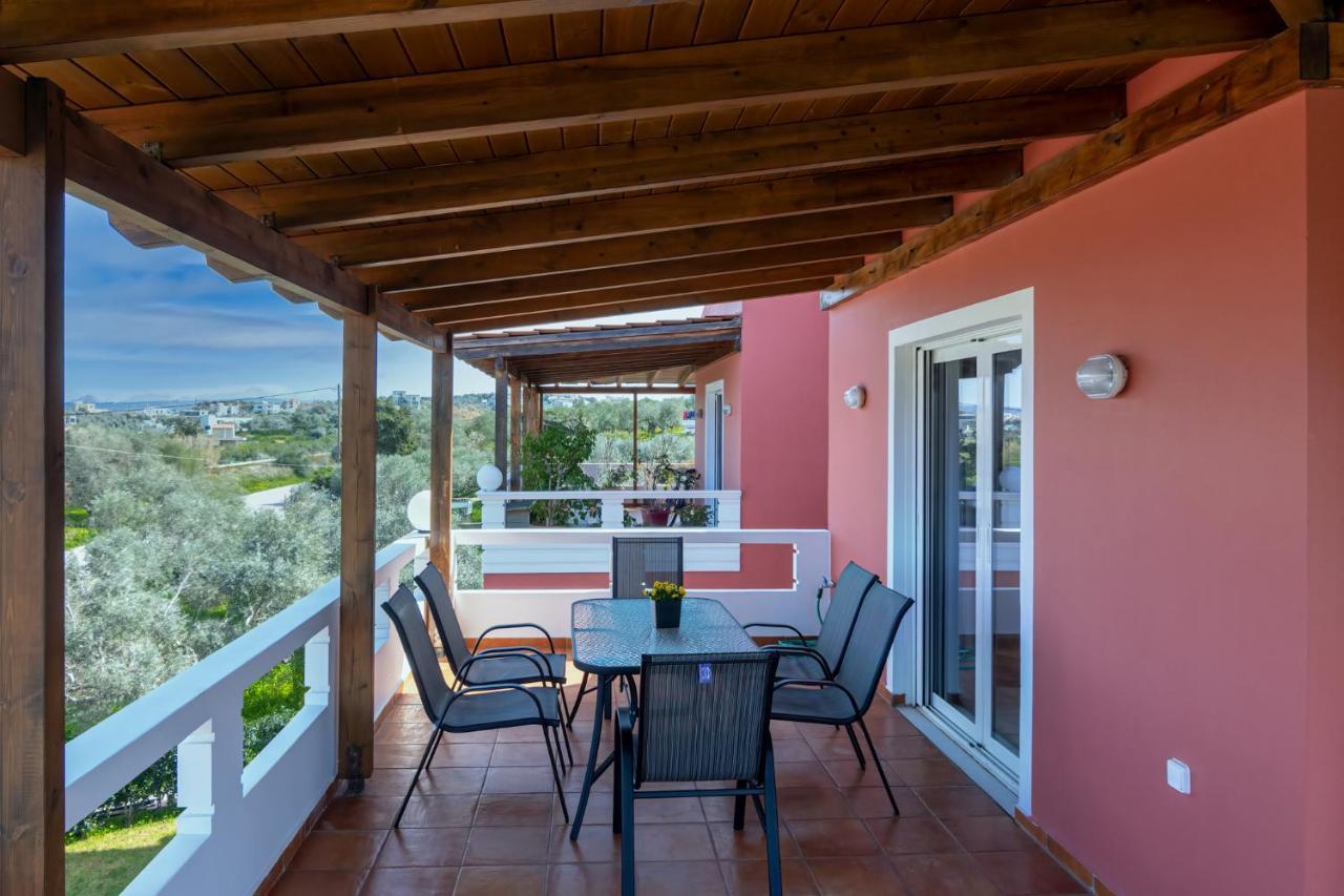 Bona'S Guest House Agia  Exterior foto
