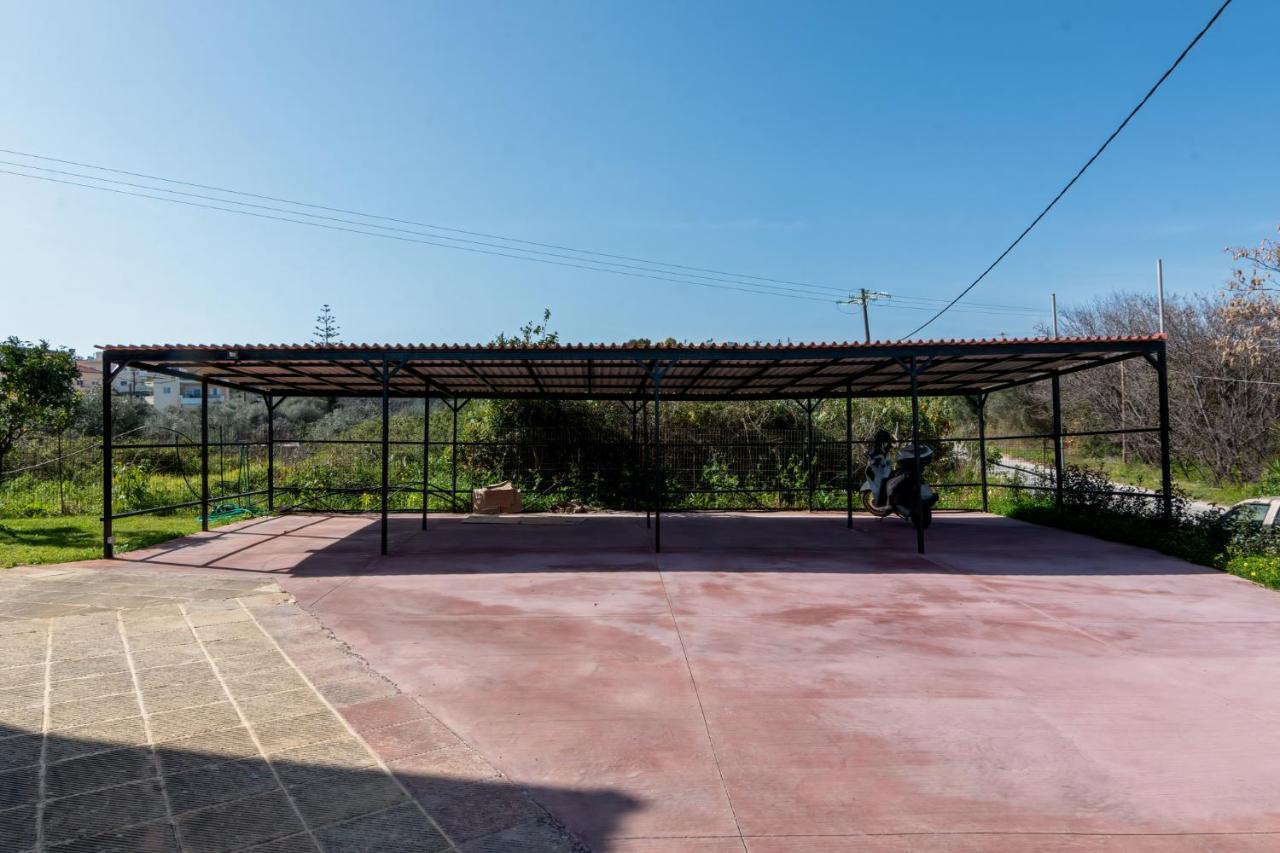 Bona'S Guest House Agia  Exterior foto